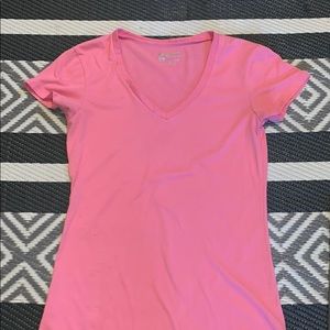 Geared for sports plain pink V -neck T-shirt